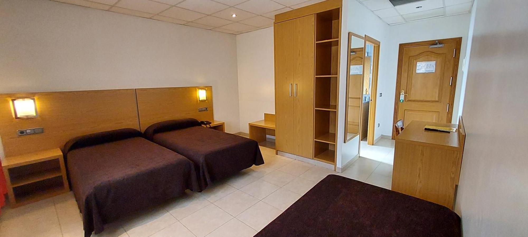 Hotel Font Del Pla La Jonquière Extérieur photo