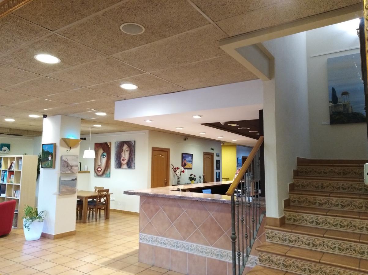 Hotel Font Del Pla La Jonquière Extérieur photo